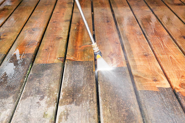 Best Pressure Washing Contractors  in Wellsboro, PA